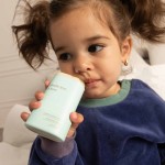 Baume visage et corps en bâton, sans odeur, fait au Québec, protège et nourrit, emballage sans plastique, Attitude